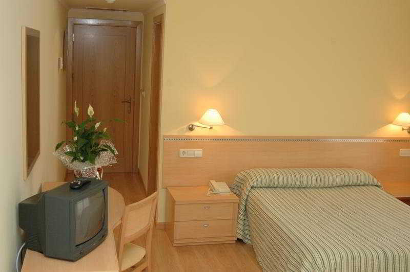Hotel Villa Juanita โอโกรเบ ภายนอก รูปภาพ
