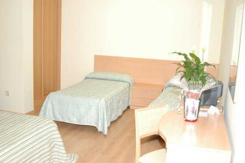 Hotel Villa Juanita โอโกรเบ ภายนอก รูปภาพ